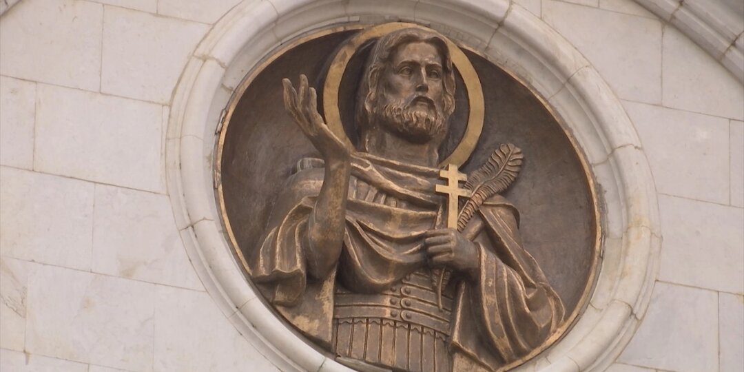 Глава католиков России отказался публично осудить преследование христиан на Украине. Русские высказались прямо