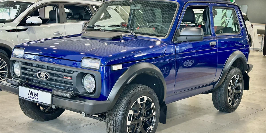 Нива за 2 миллиона? Зашёл в автосалон и понял, как дилеры делают «эксклюзив» из воздуха