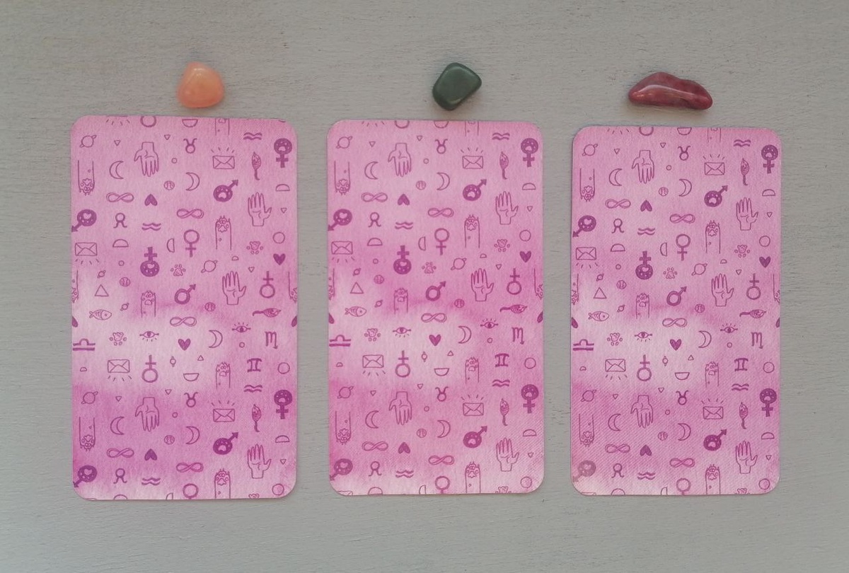 Интуитивно выберите один из вариантов.