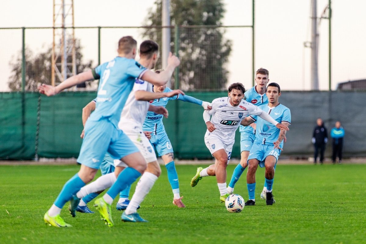    Шестая команда первого дивизиона оказалась сильнее Хуана Боселли и К