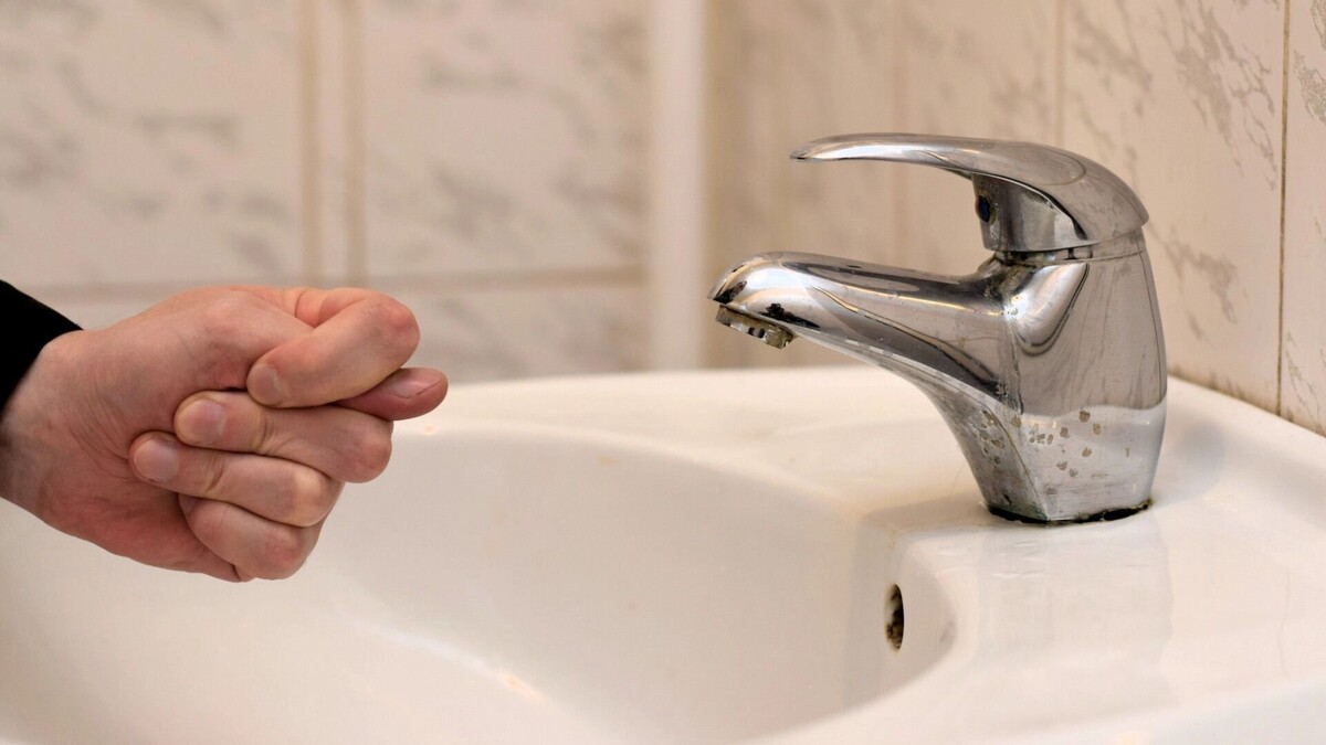    Жители Ростовской области остались сидят вторые сутки без воды из-за аварии   1MI