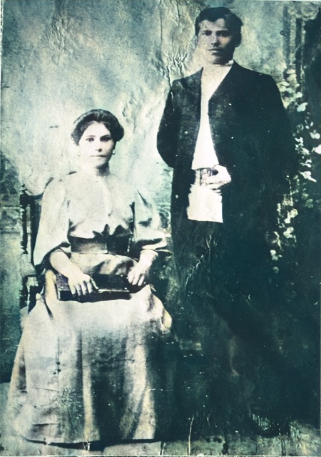 Василий Чапаев с женой Пелагеей Метлиной, с. Балаково, 1909 г.