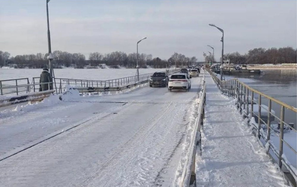    Наплавной мост через Оку восстановили на дороге Павлово — Тумботино