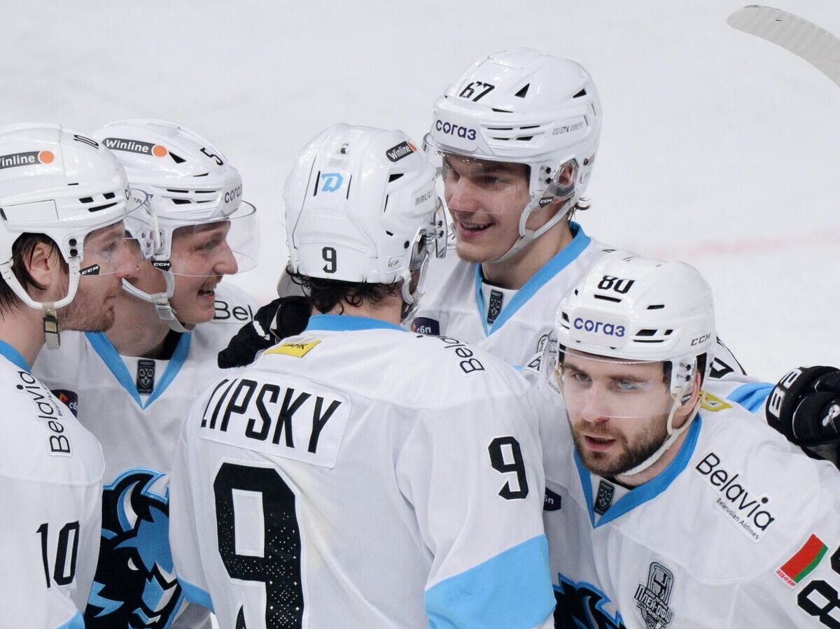    Хоккеисты минского "Динамо" | © РИА Новости / Александр Кондратюк