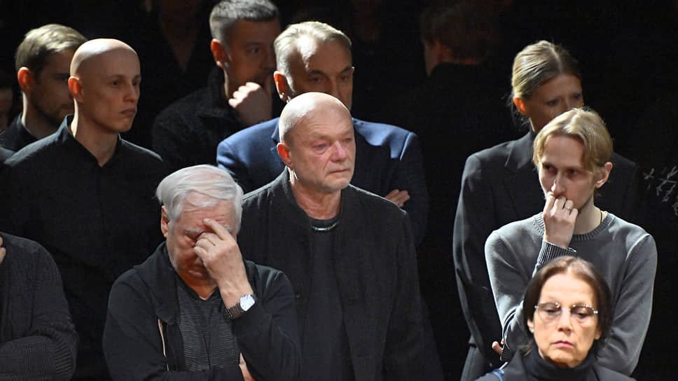 Церемония прощания с Игорем Золотовицким.📷Фото: Игорь Иванко / Коммерсантъ