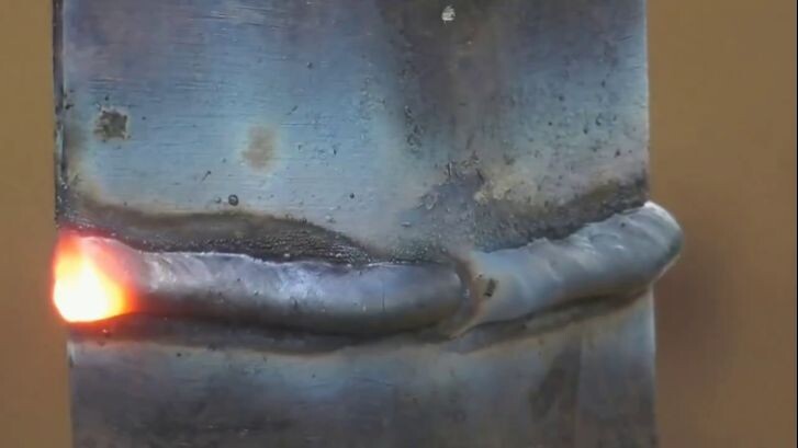 Как Заварить горизонтальный шов электродом домашнему умельцу.