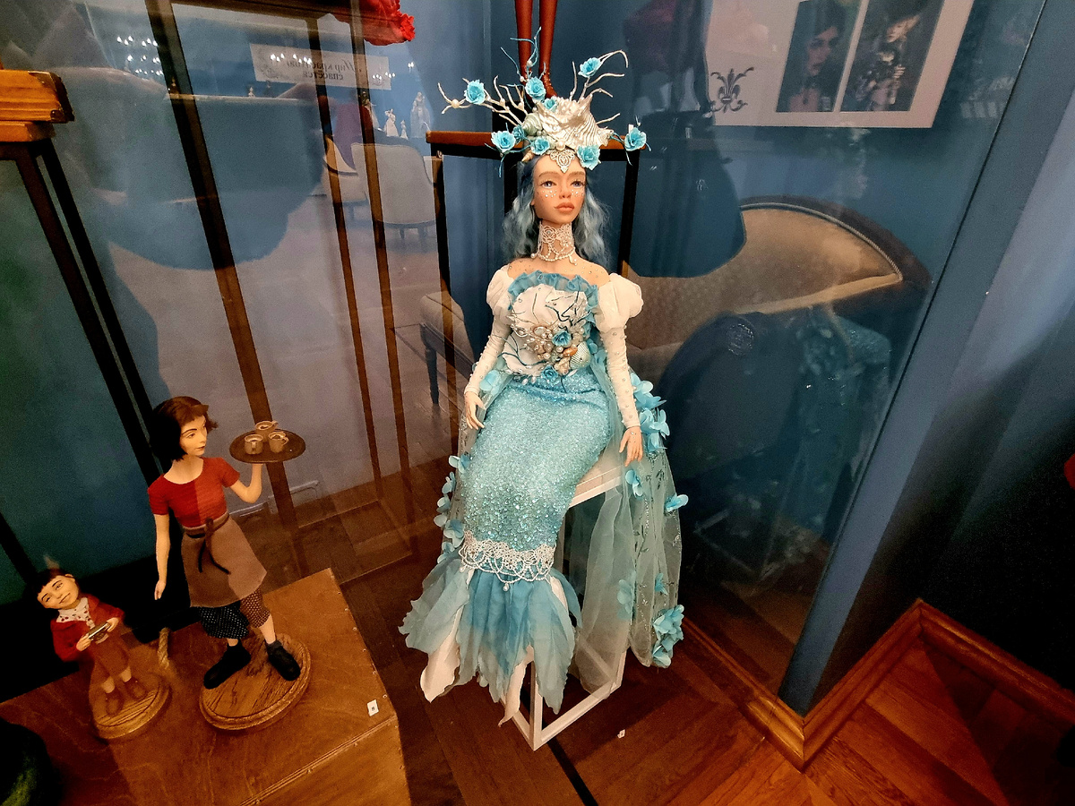 Выставка «Мир красотою спасётся». Фото автора.