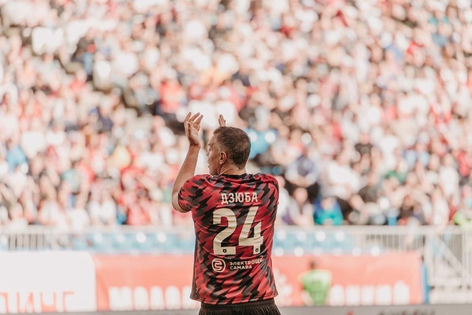    Главный тренер команды считает Дзюбу самой подходящей кандидатурой на капитанскую повязку / Фото: ФК "Акрон"