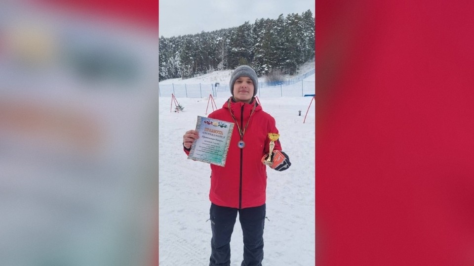    Даниил Протопопов завоевал бронзовую медаль в слаломе-гиганте / Фото: министерство спорта Самарской области