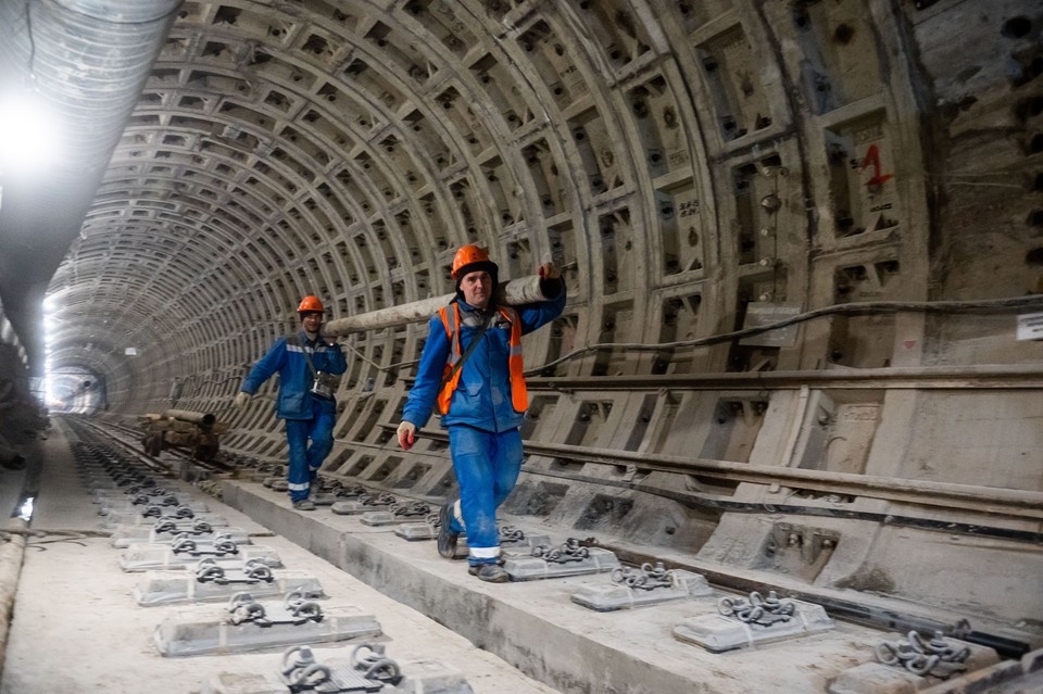    На строительство нового участка коричневой линии метро уйдет не менее десяти лет. Юлия ПЫХАЛОВА