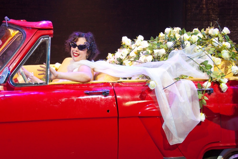    Сцена из спектакля "Восемь женщин" / Алексей Гущин, "Театр-Театр"