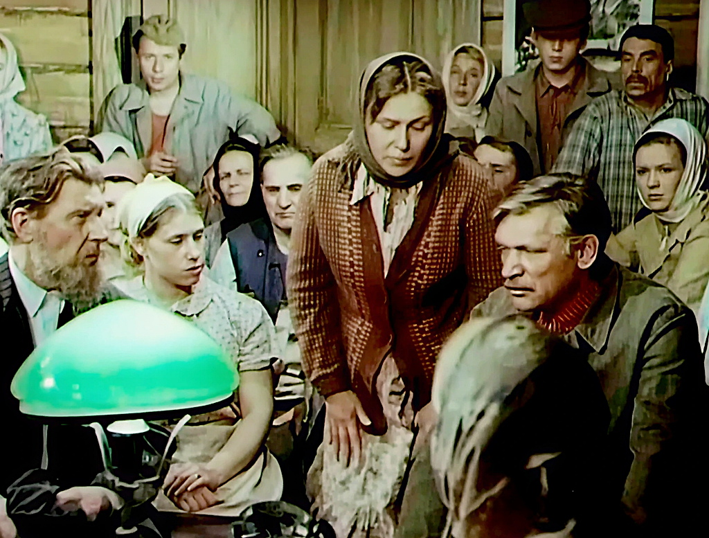 Кадр из фильма «Тени исчезают в полдень» / Скриншот