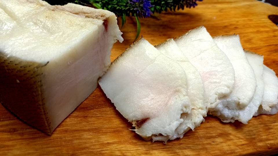 Вкусное солёное сало — лучший деревенский способ. Просто тает во рту!