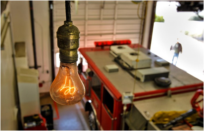 100 лет без выключения: лампочка, которая не перегорает