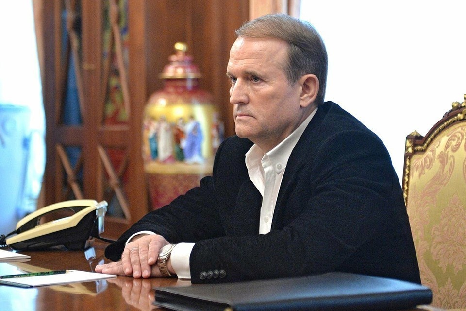    Медведчук: Зеленский может объявить тотальную мобилизацию на Украине GLOBAL LOOK PRESS