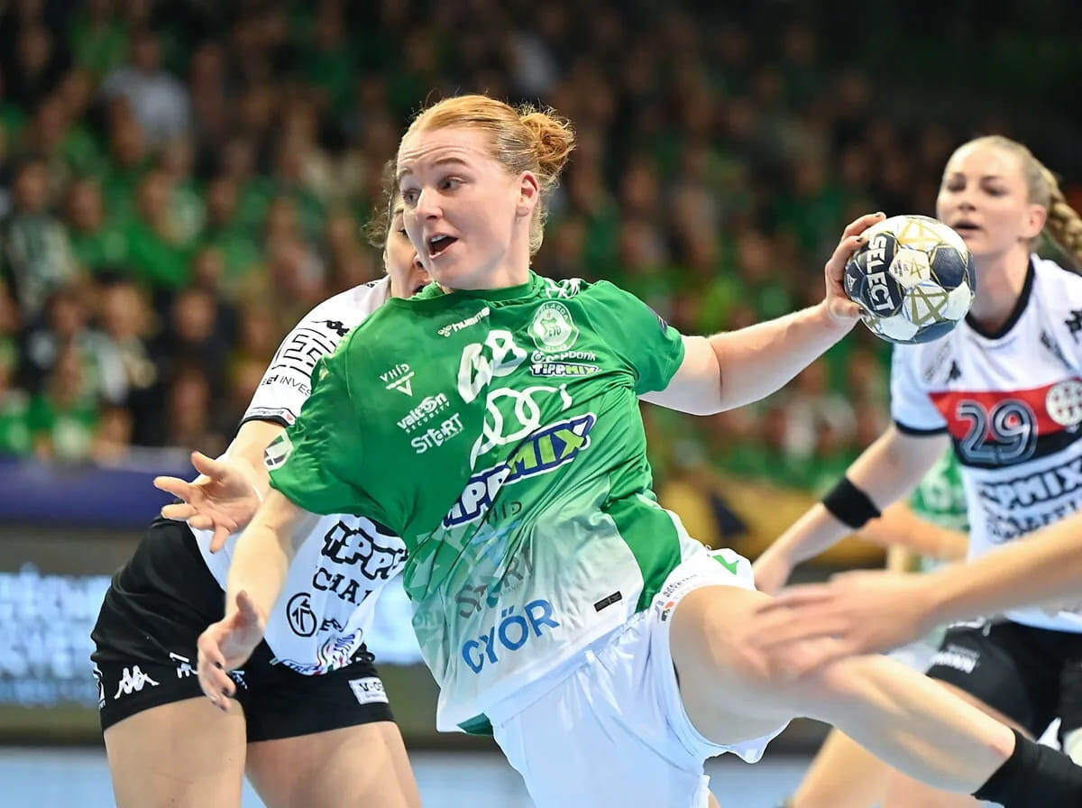    В атаке Дионе Хаусхеер