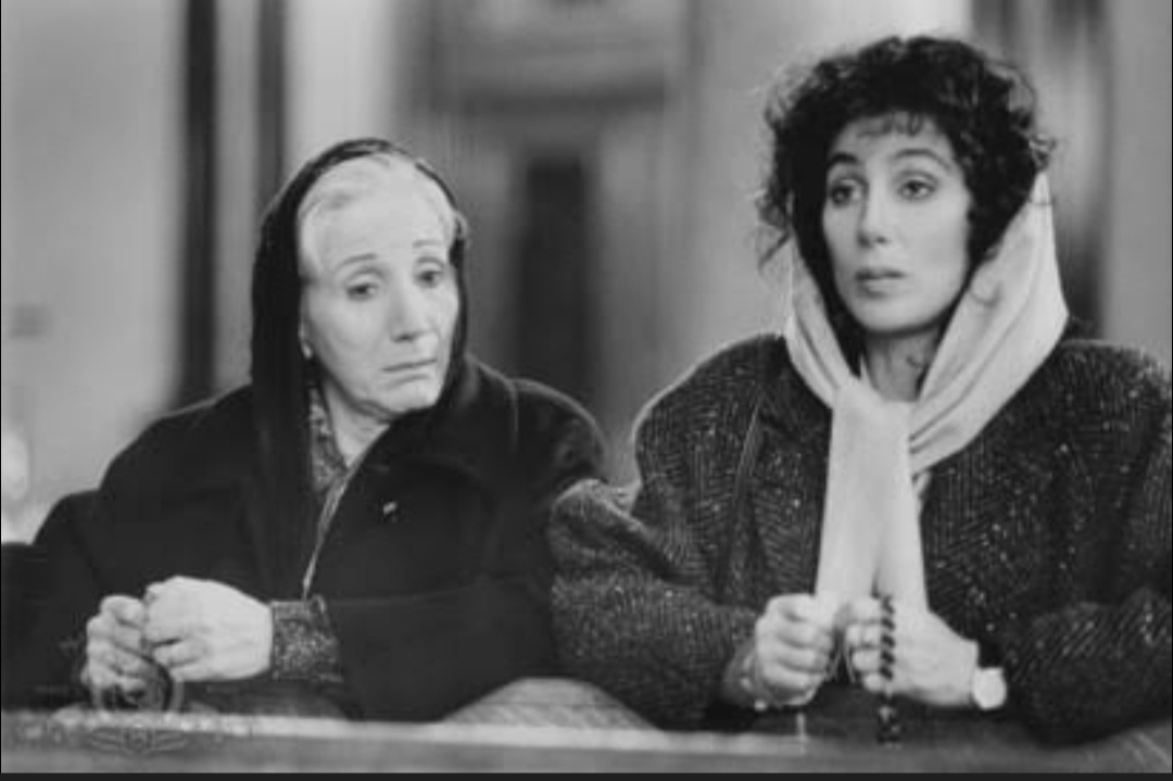 Кадр из фильма «Власть луны»