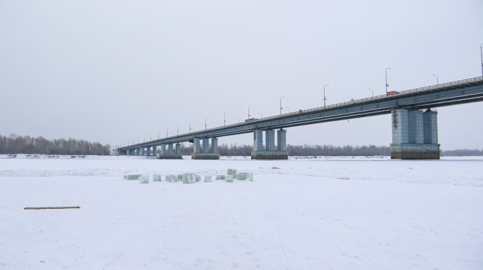    Подготовка купели на Крещение Господне в Барнауле. Источник: Виталий Барабаш