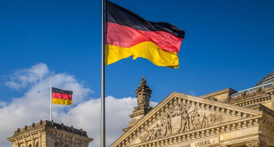    istockphoto.com/bluejayphoto