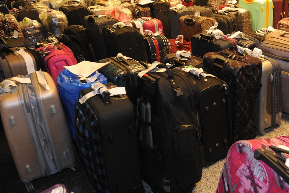    Новосибирцы двое суток не могли получить багаж в Дубае. Владимир ВЕЛЕНГУРИН