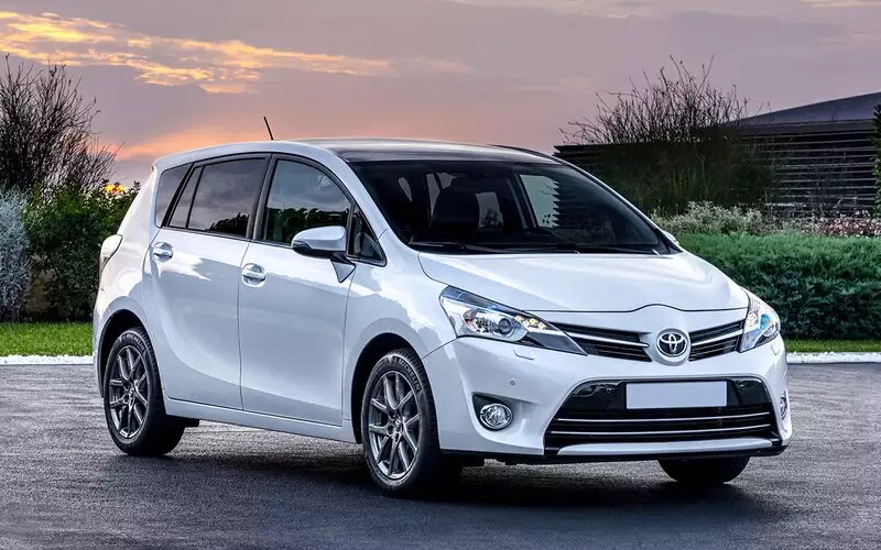 Toyota Verso📷
