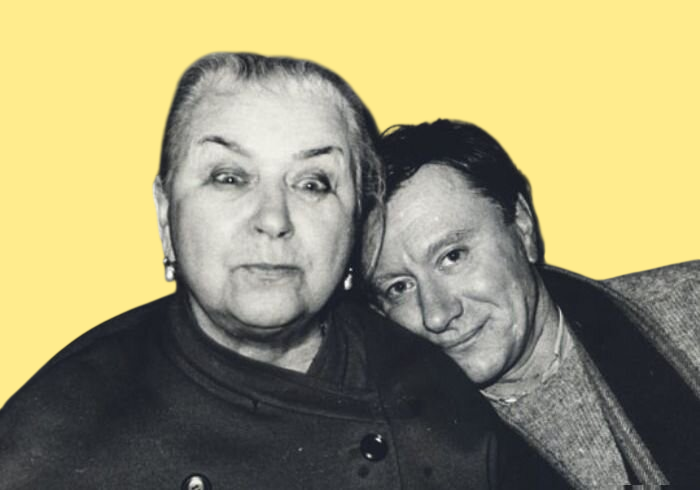 Андрей Миронов с мамой