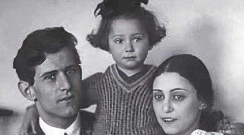 Майя Плисецкая с родителями