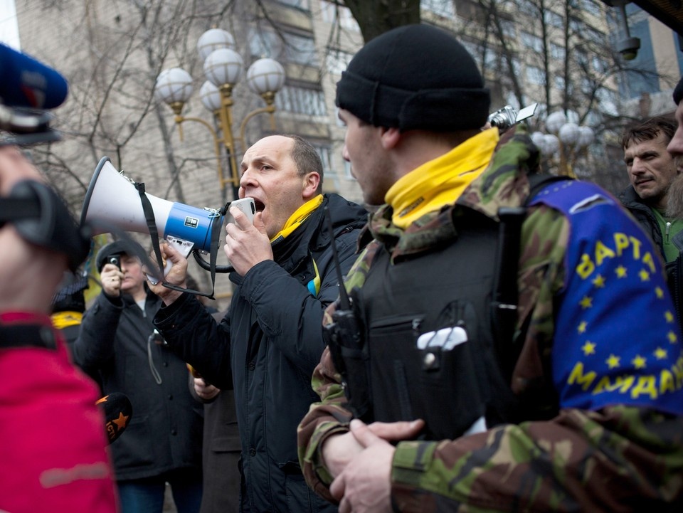 Андрей Парубий зажигает протест, февраль 2014 года. GLOBAL LOOK PRESS