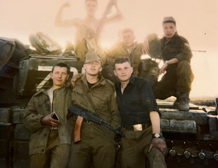 «Медицина, там наши танкисты убитые лежат. Организуй, чтобы забрали...» Чечня, февраль 95-го