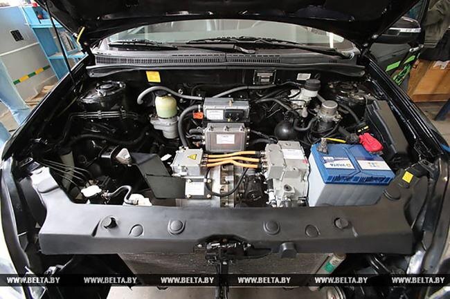 Опытный образец на базе серийного бензинового Geely SC7 отечественной сборки