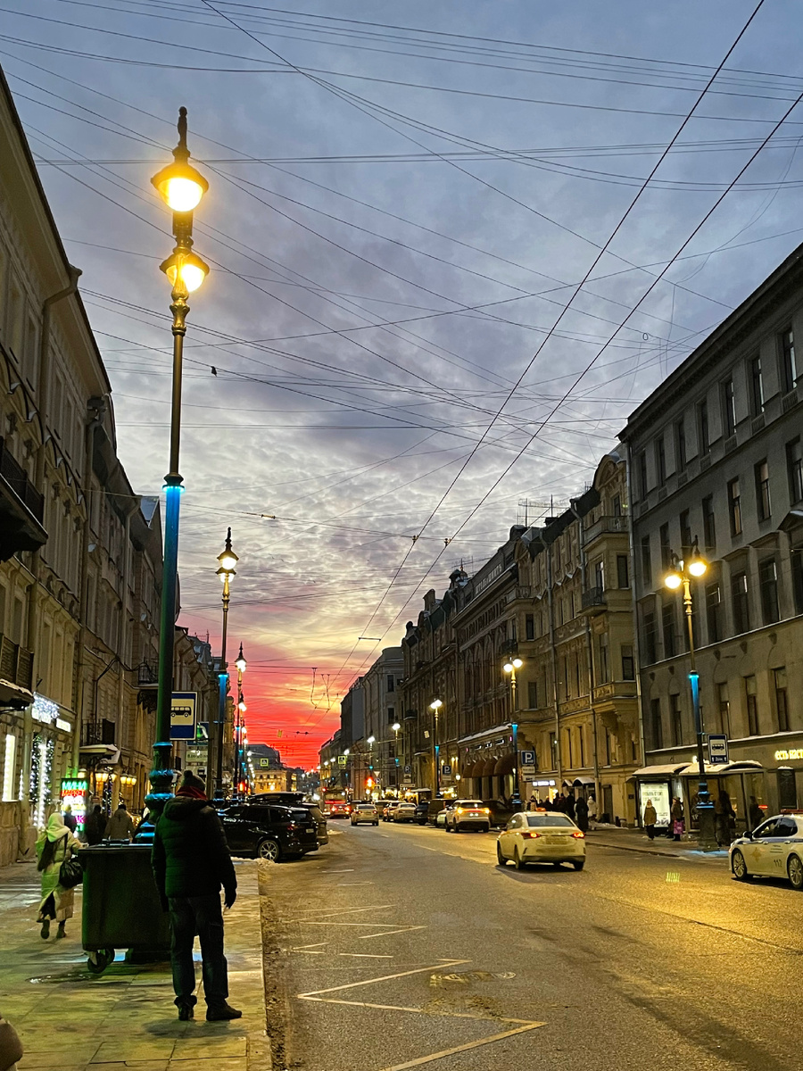 Еще успела снять закат