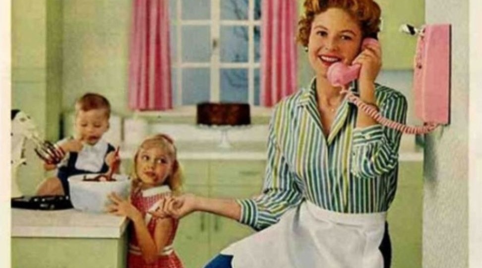 Обязательно ли включать в число собственников несовершеннолетних детей при покупке недвижимости по семейной ипотеке