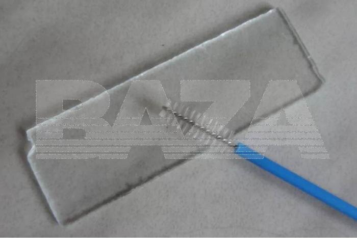 Гинеколог промолчала об отломившемся ёршике от щётки внутри пациентки. Фото © Telegram / Baza