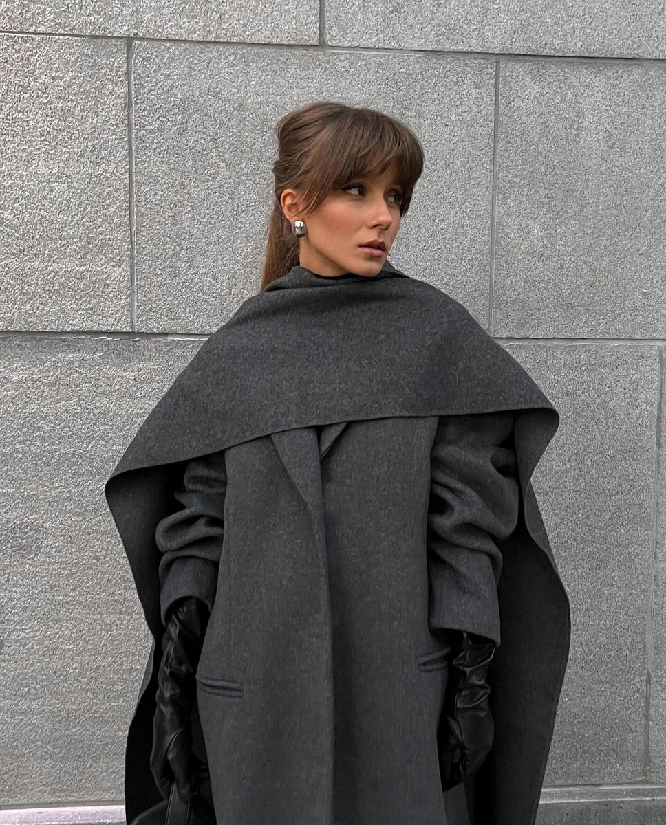 Январь 2026 — время внедрить свежие весенние тренды в зимние образы, добавив легкости морозным лукам без потери тепла