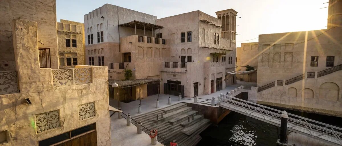    Отель Al Seef Heritage Hotel Dubai. Фото с сайта отеля