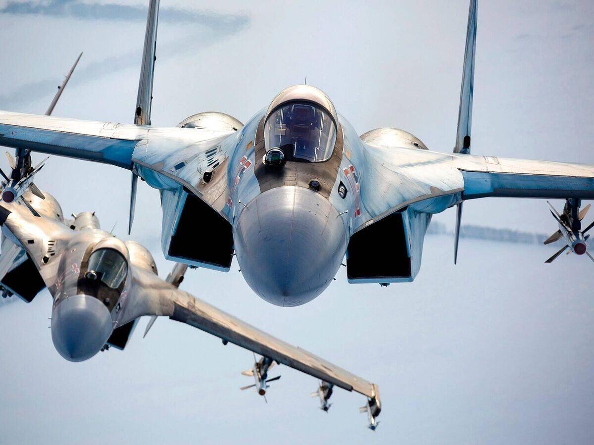   Истребители Су-35 ВКС России | © Фото : Минобороны России