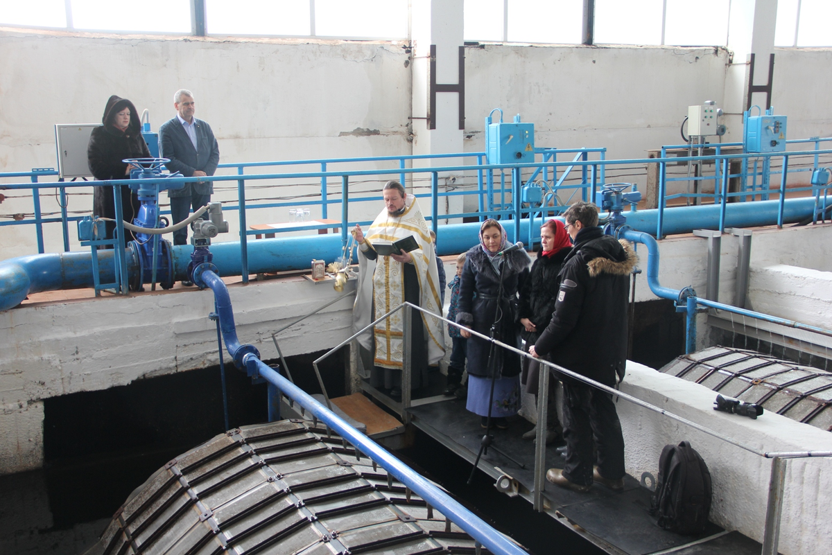 Освящённая вода будет поступать в краны самарцев в течение суток