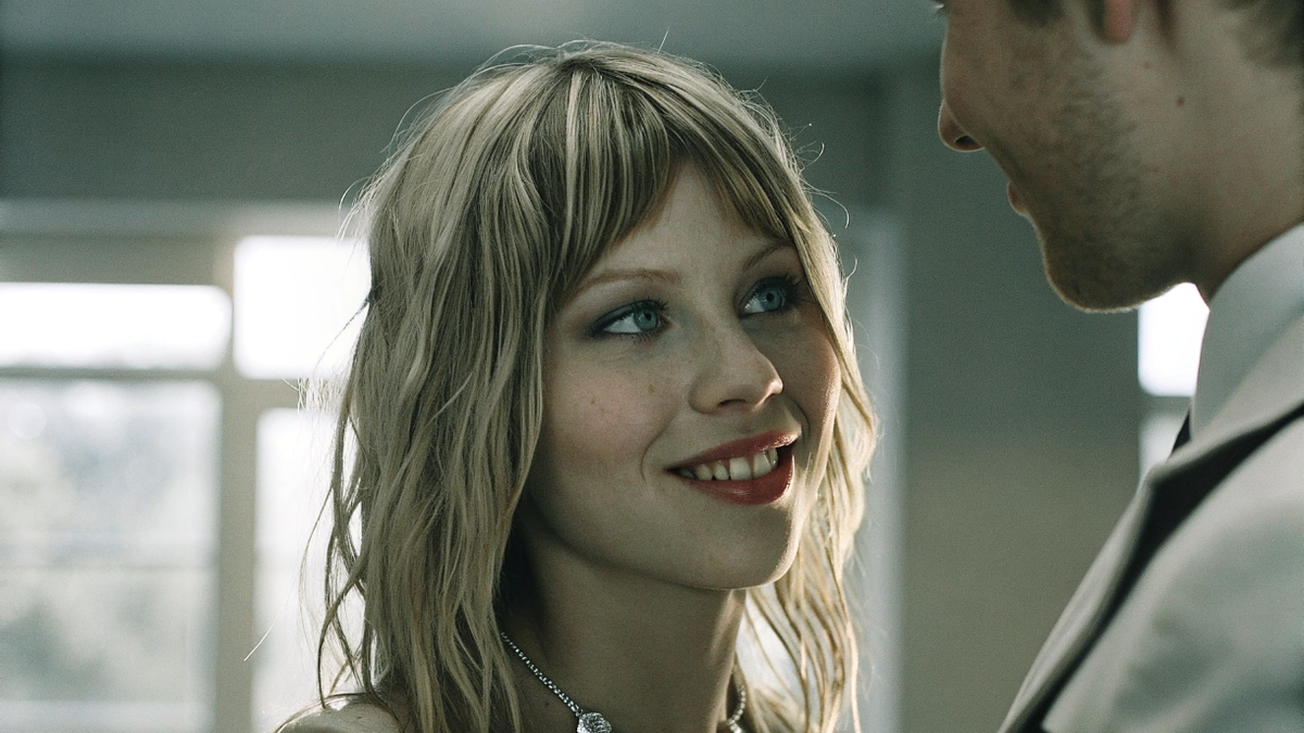 Нарцисс вас нахваливает, чтобы потом закрутить гайки. Как не купиться на лесть