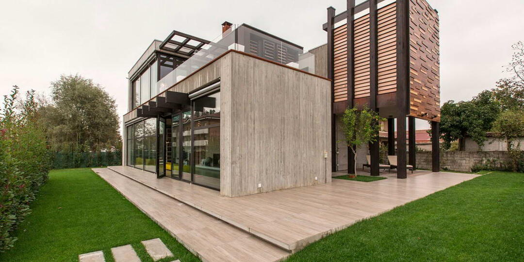 Воскресная коллекция: 2 квартиры и 3 дома в Италии