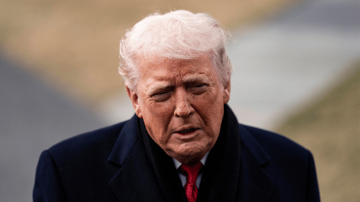 Доктор Брюс Дэвидсон заявил, что, по его мнению, у Трампа случился «инсульт в левой части головного мозга».