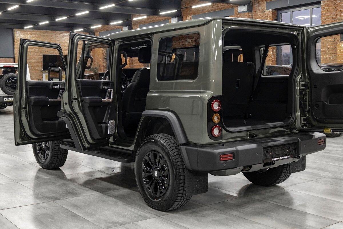 Напрямую с завода и на 800 000 ₽ дешевле: в РФ появился новый рамный дизельный внедорожник. Источник иллюстрации - auto.ru