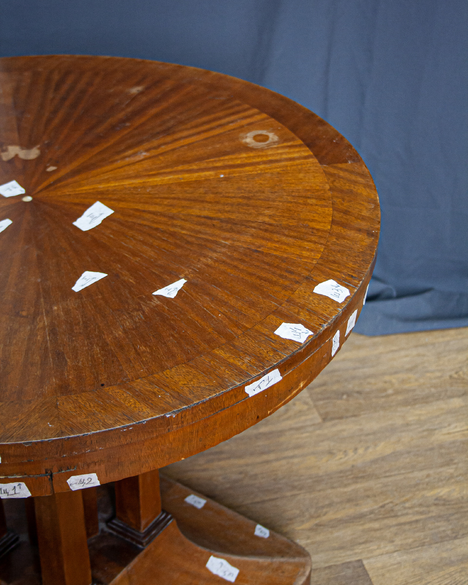 Столик кофейный начала 20 века, Маркировка дефектов и утрат для составления перечня дефектов.