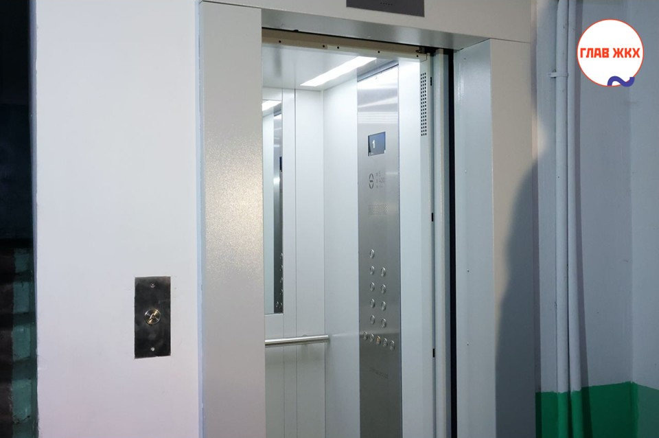 В Алтайском крае досрочно заменили 289 лифтов в 96 многоквартирных домах
