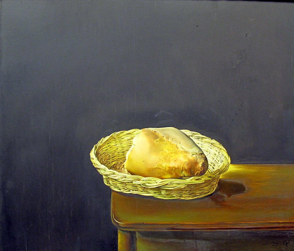 Сальвадор Дали. Корзинка с хлебом. 1975