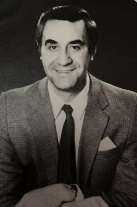 Анатолий Васильев.