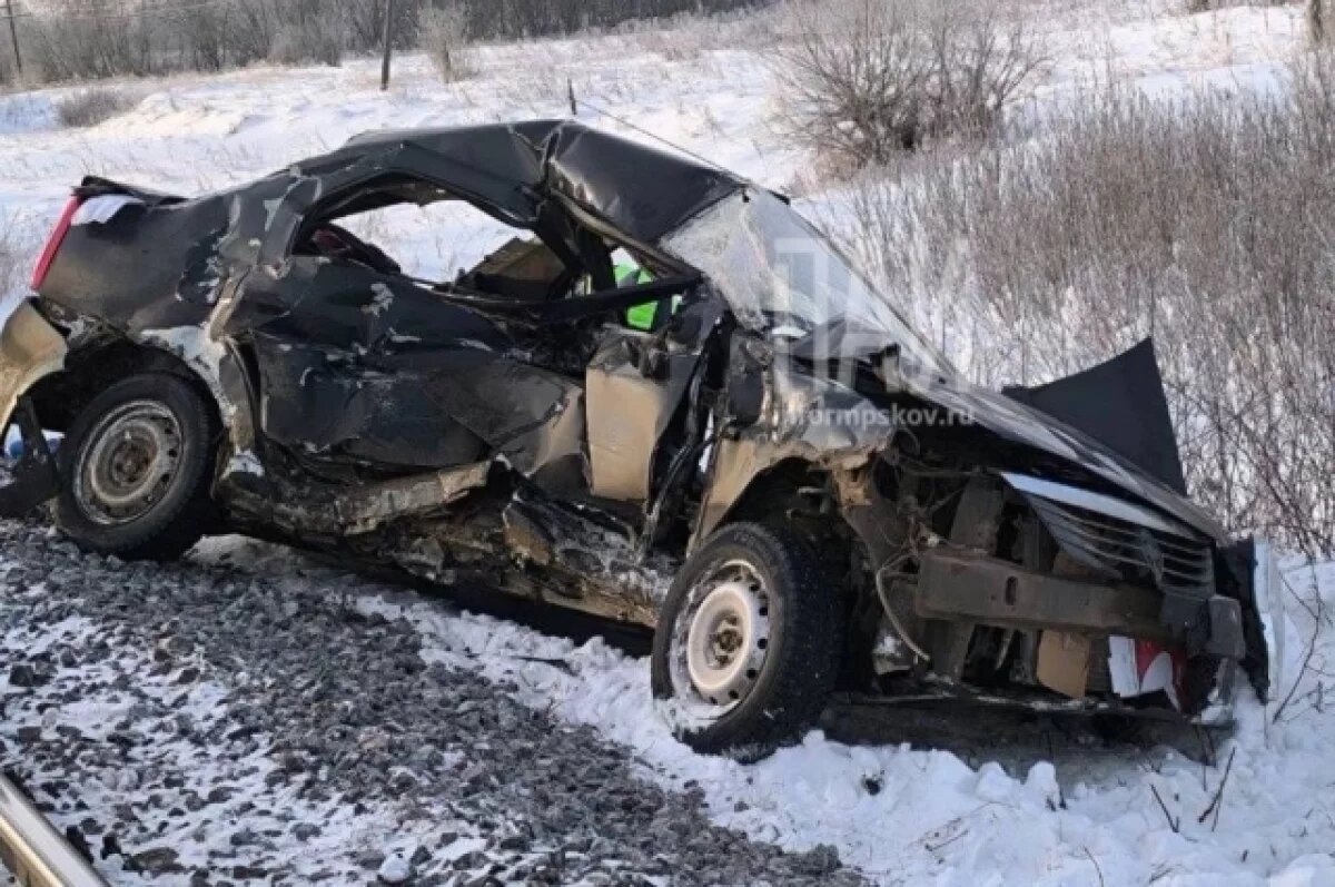    Выехал на красный: Подробности ДТП с четырьмя погибшими в Псковской области