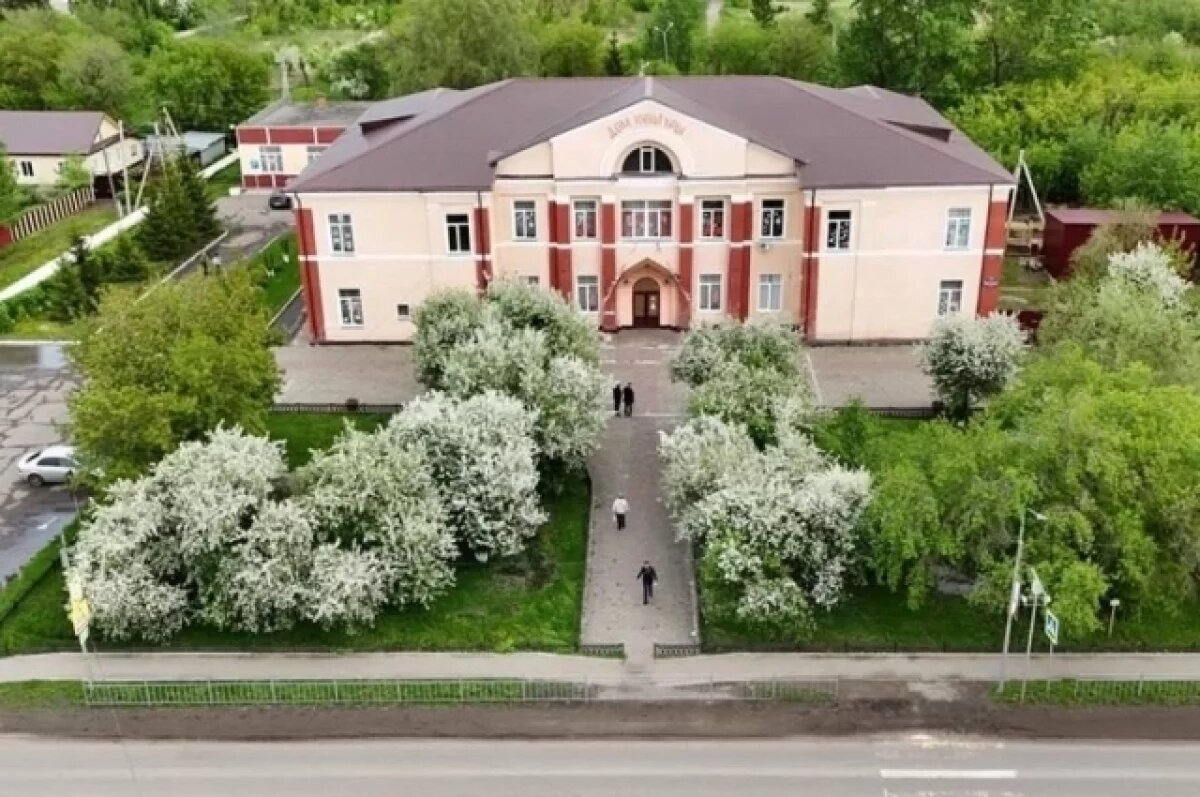    В Любинском районе Омской области капитально отремонтируют районный ДК