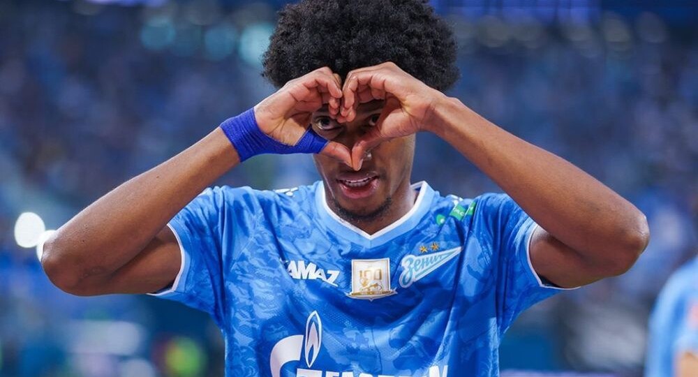 Зенит продает второго нападаюшего и покупает еще одного бразильца