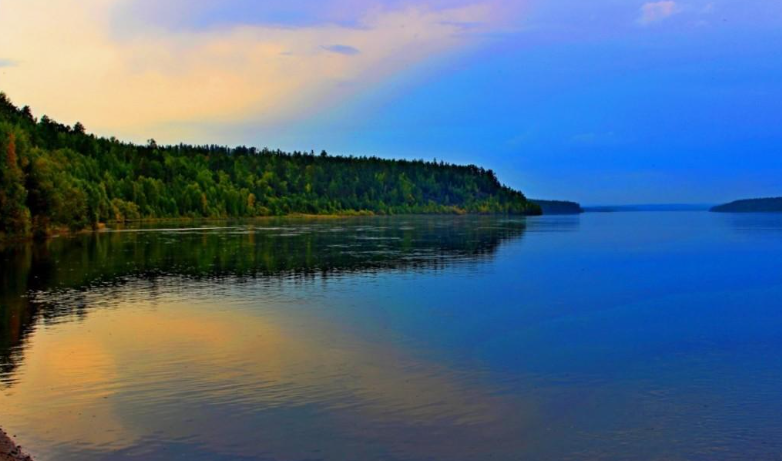 Есть предположение, что название может происходить от тунгусского слова «онга:р» — «оленье коповище, место, где олени добывали мох».