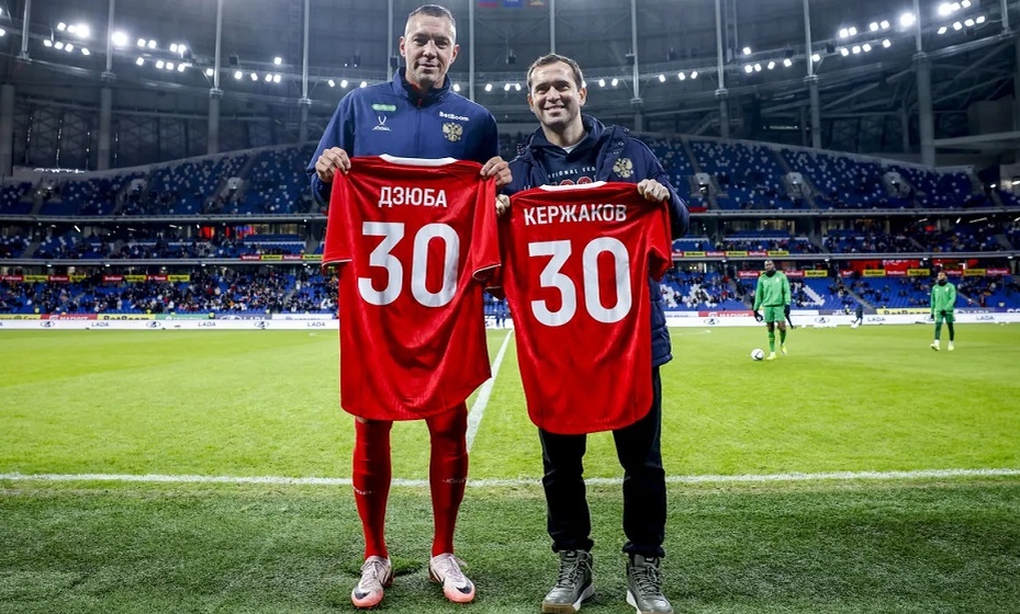    Дзюба: Можно попробовать вызвать в сборную России меня и Кержакова. Фото: РФС